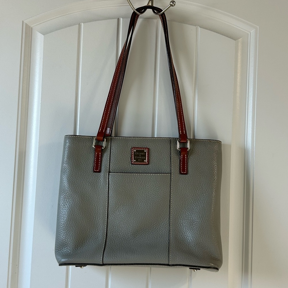 Dooney & Bourke pebble grain leather Lexington - Picture 4 of 11